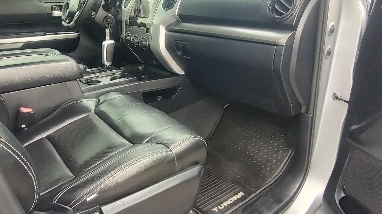 Toyota Tundra SR5 5.7L V8 FFV CrewMax 4WD 2016