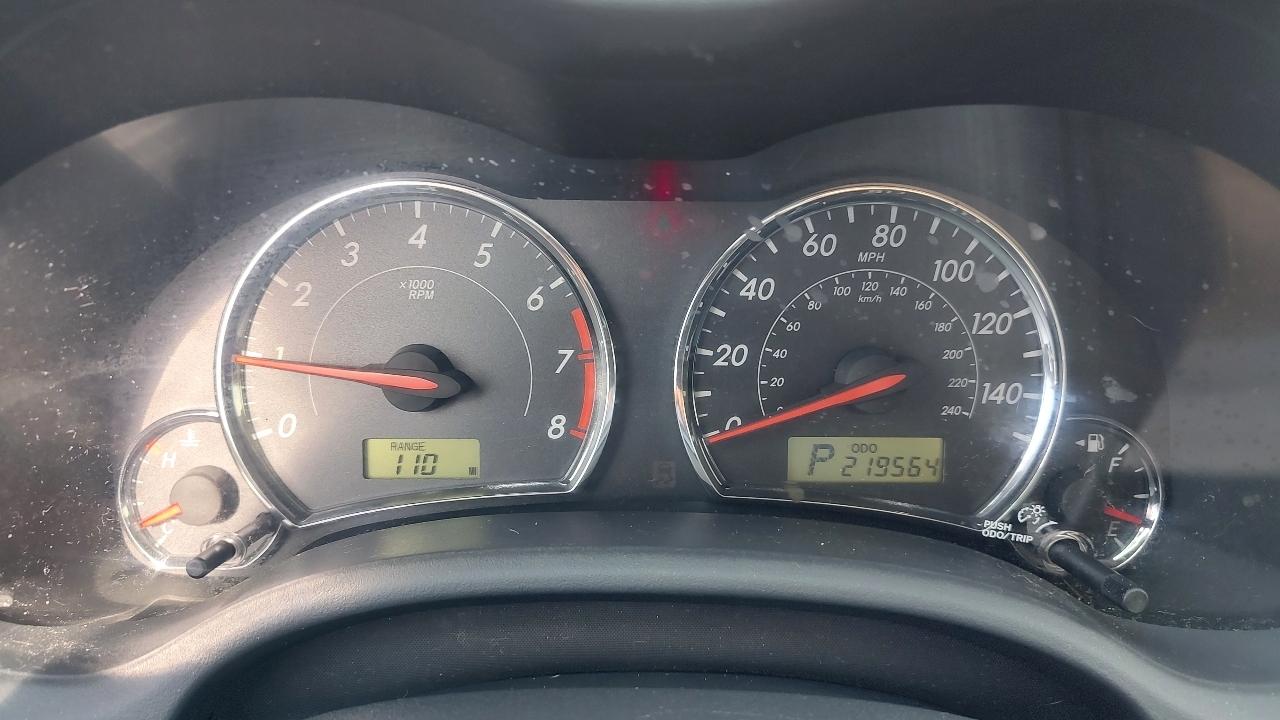 Toyota Corolla 4dr Sdn Auto S (Natl) 2013