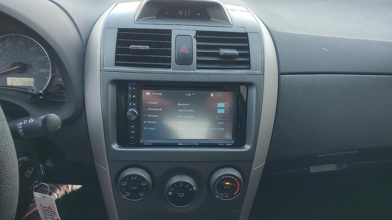Toyota Corolla 4dr Sdn Auto S (Natl) 2013