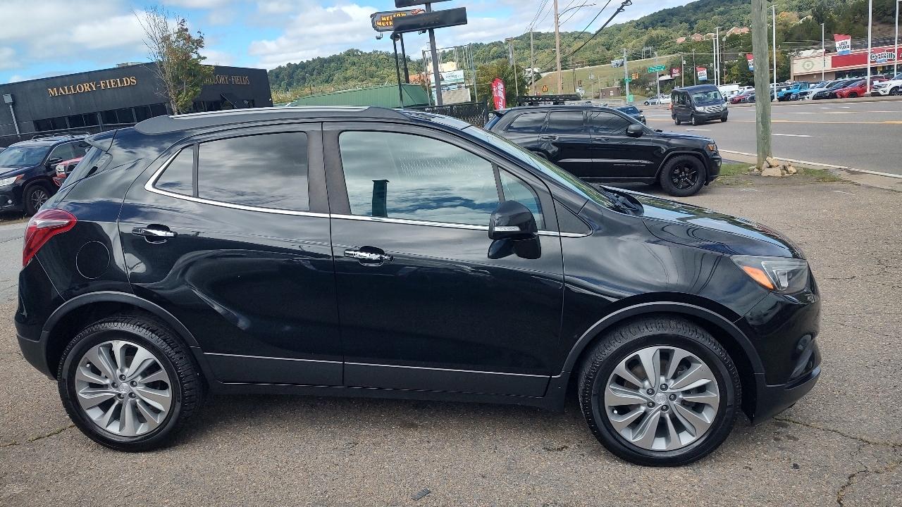 Buick Encore photo 2