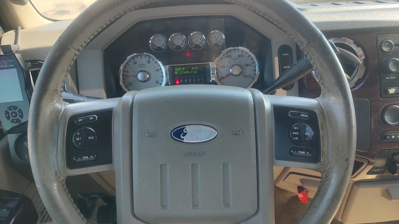 Ford F350SD photo 14