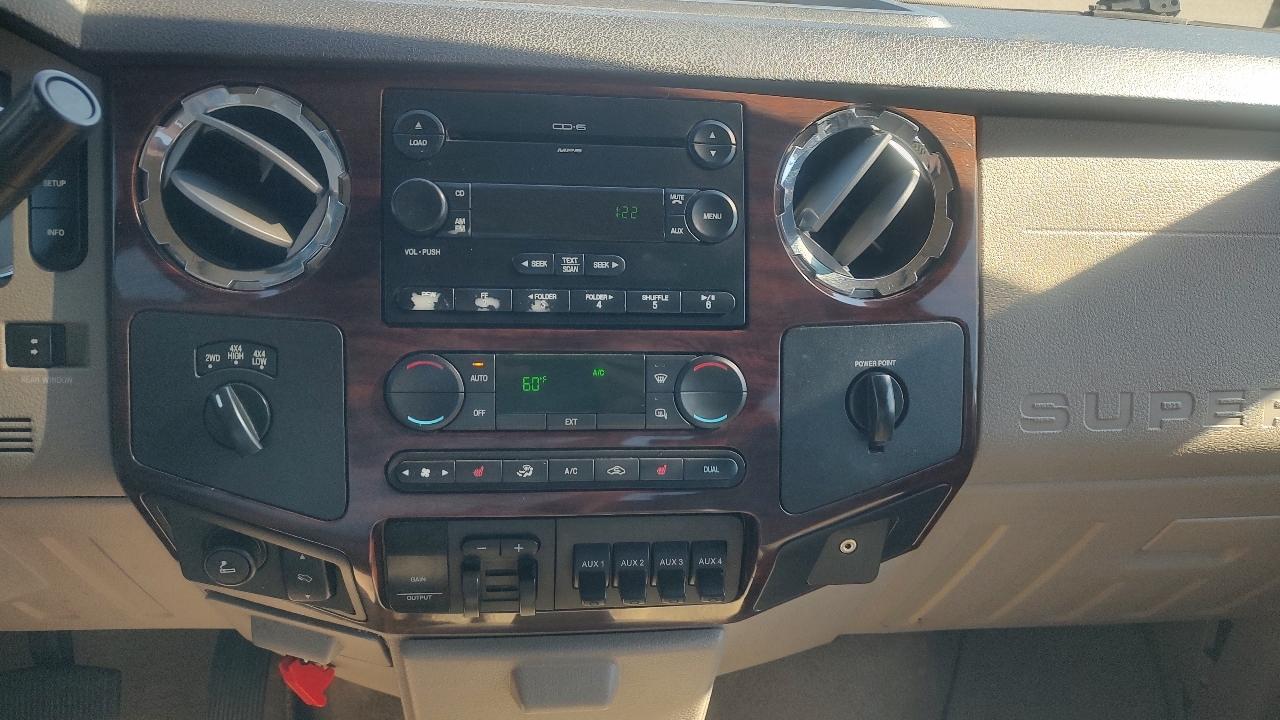 Ford F350SD photo 15