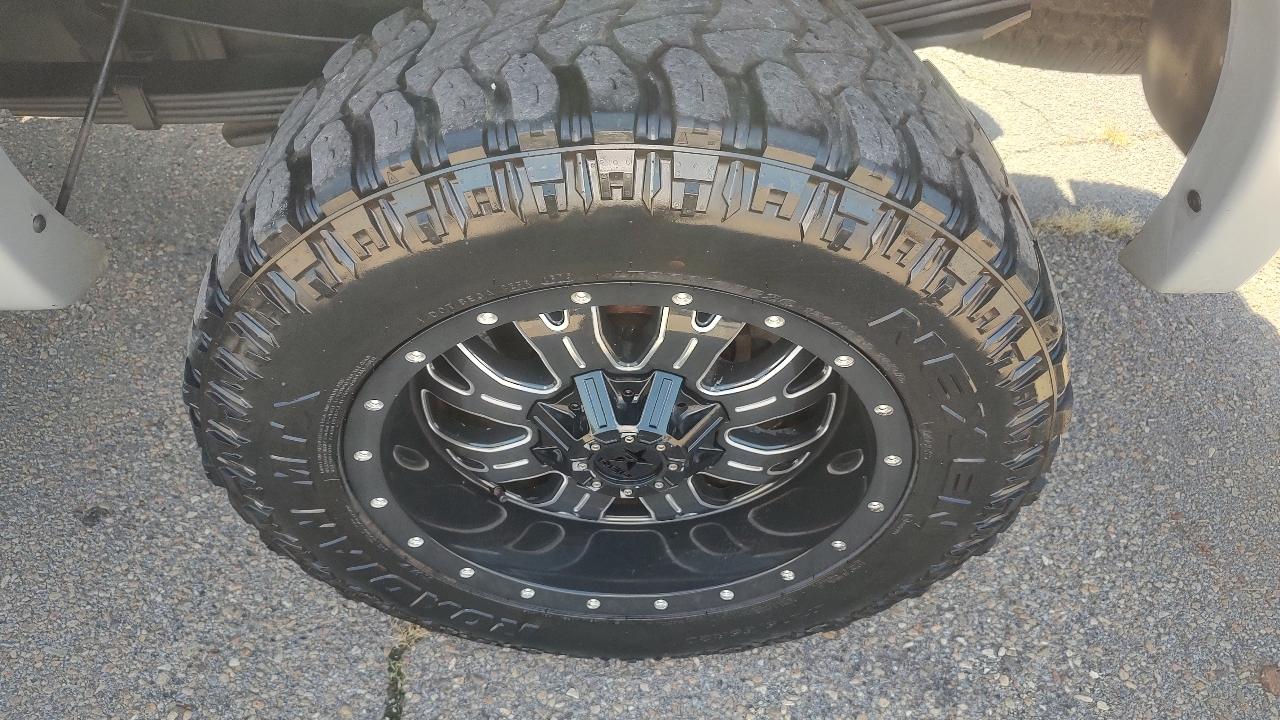 Ford F350SD photo 24