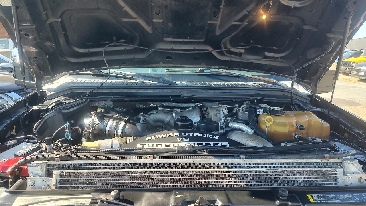 Ford F350SD photo 25