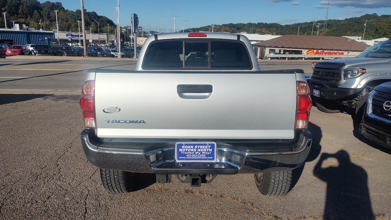 Toyota Tacoma Double Cab V6 4WD 2006