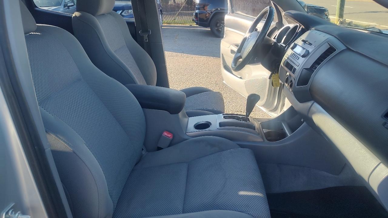 Toyota Tacoma Double Cab V6 4WD 2006