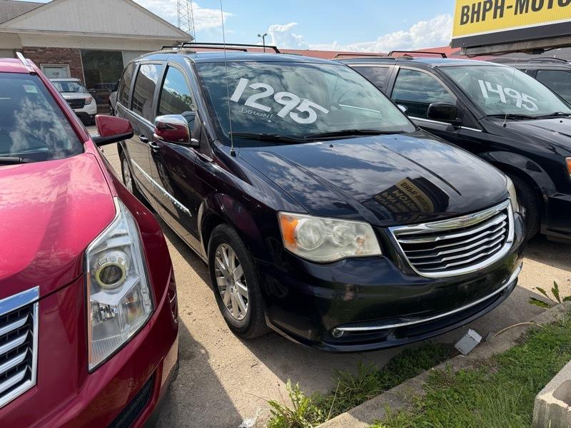 2011 Chrysler Town & Country Touring-L