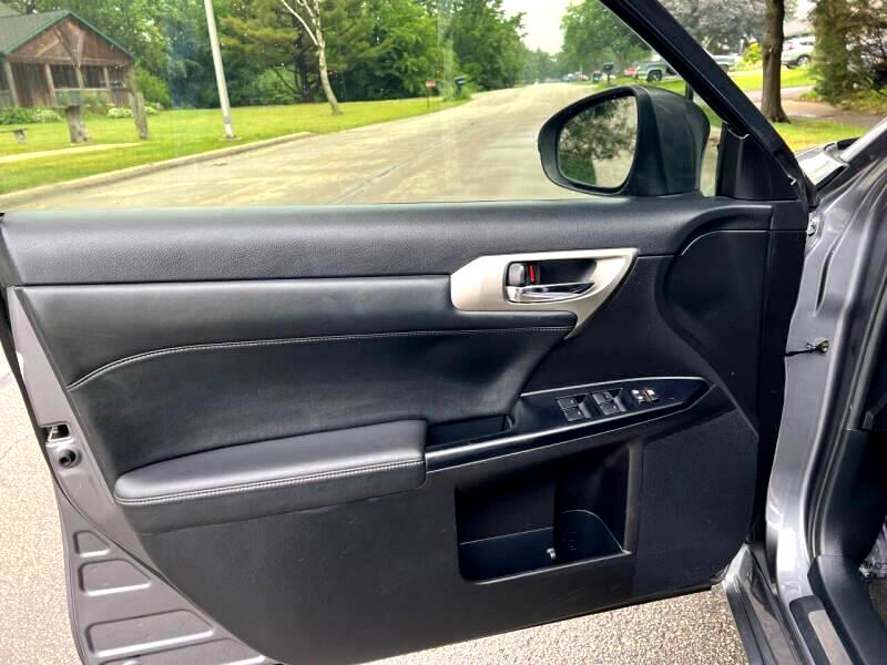 Lexus CT 200h Base 2015