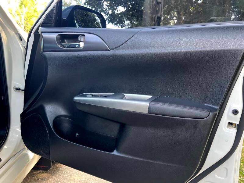 Subaru Impreza WRX 5-Door 2013