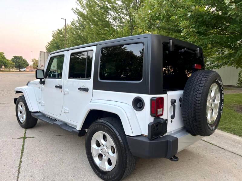 Jeep Wrangler Unlimited Sahara 4WD 2013