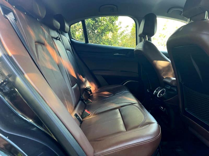 Alfa Romeo Stelvio AWD 2019