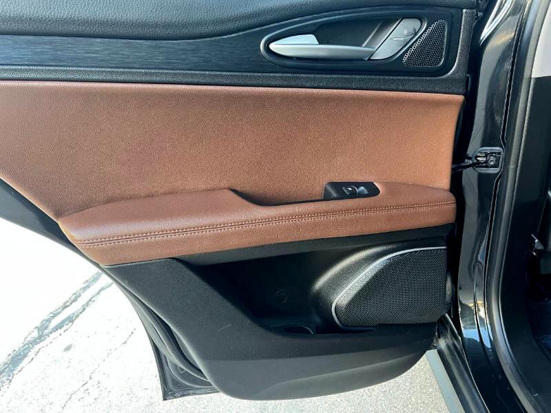 Alfa Romeo Stelvio AWD 2019