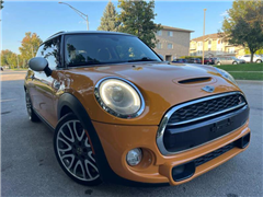 2018 MINI Cooper  2018 MINI Cooper