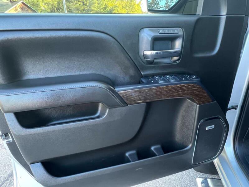 GMC Sierra 1500 Denali Crew Cab 4WD LWB 2018