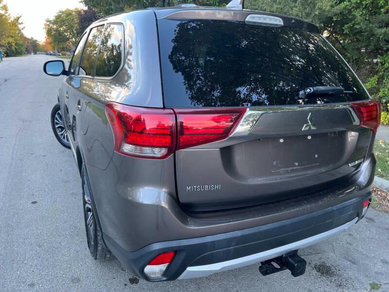 Mitsubishi Outlander ES AWC 2018