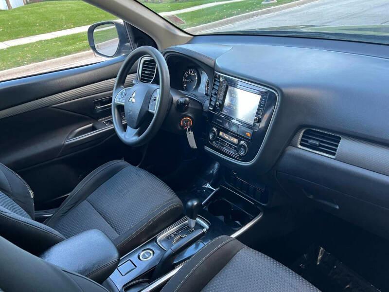 Mitsubishi Outlander ES AWC 2018