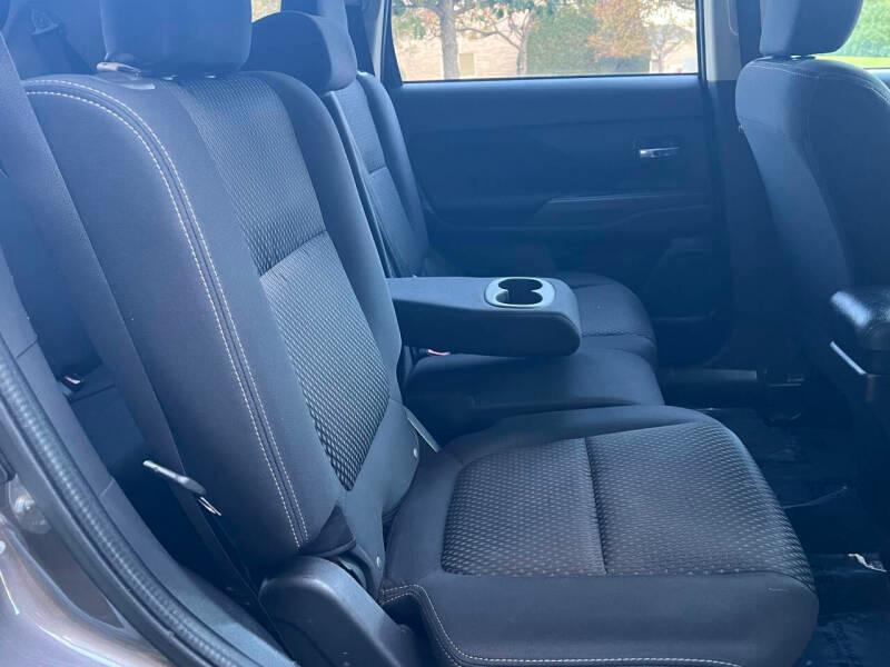 Mitsubishi Outlander ES AWC 2018