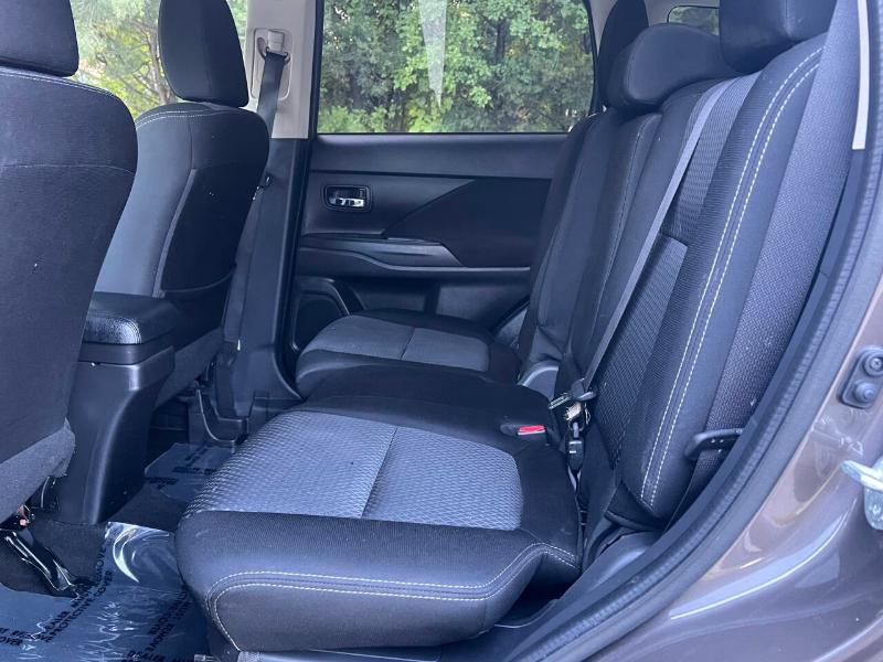 Mitsubishi Outlander ES AWC 2018