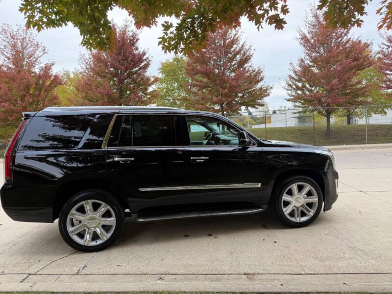 Cadillac Escalade Luxury 4WD 2015