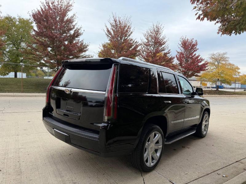 Cadillac Escalade Luxury 4WD 2015
