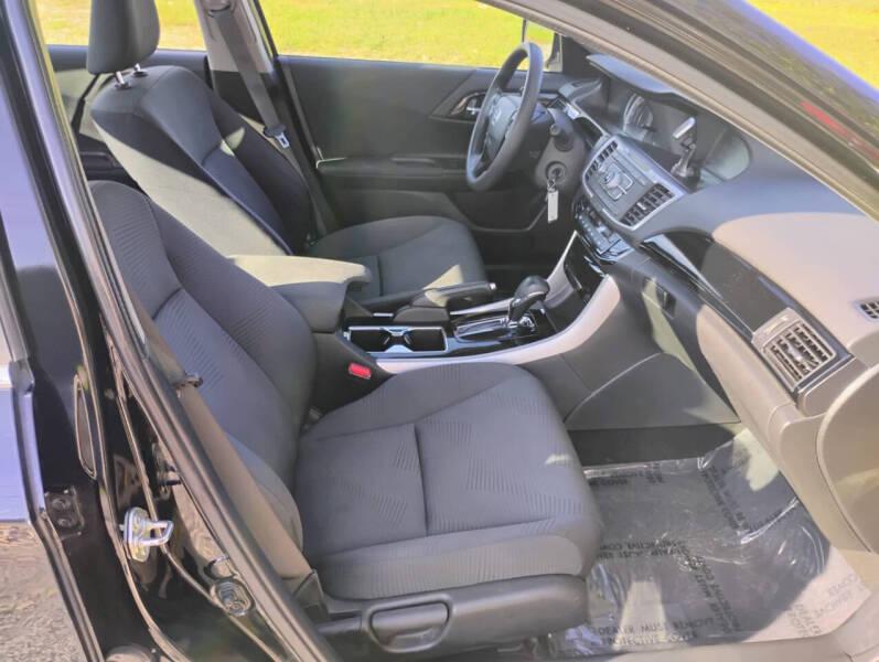 Honda Accord LX Sedan CVT 2016