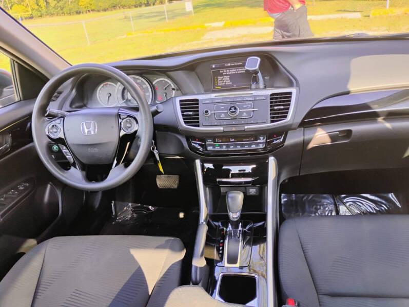 Honda Accord LX Sedan CVT 2016