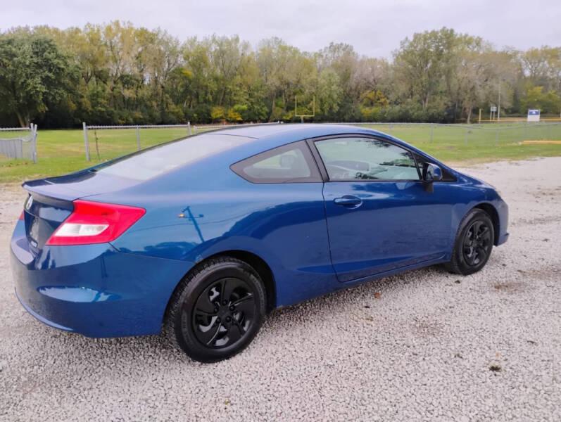 Honda Civic LX Coupe 5-Speed AT 2013