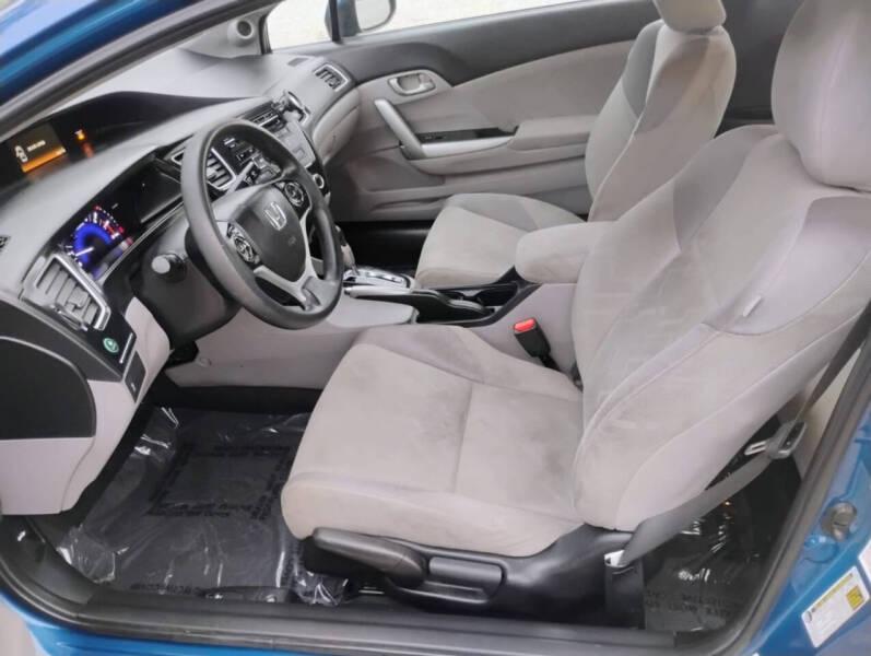 Honda Civic LX Coupe 5-Speed AT 2013