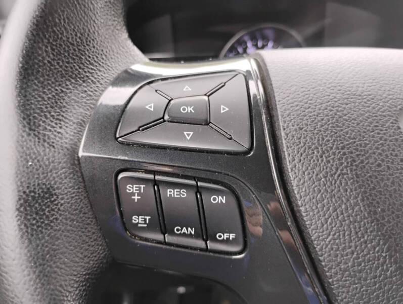 Ford Explorer XLT 4WD 2018