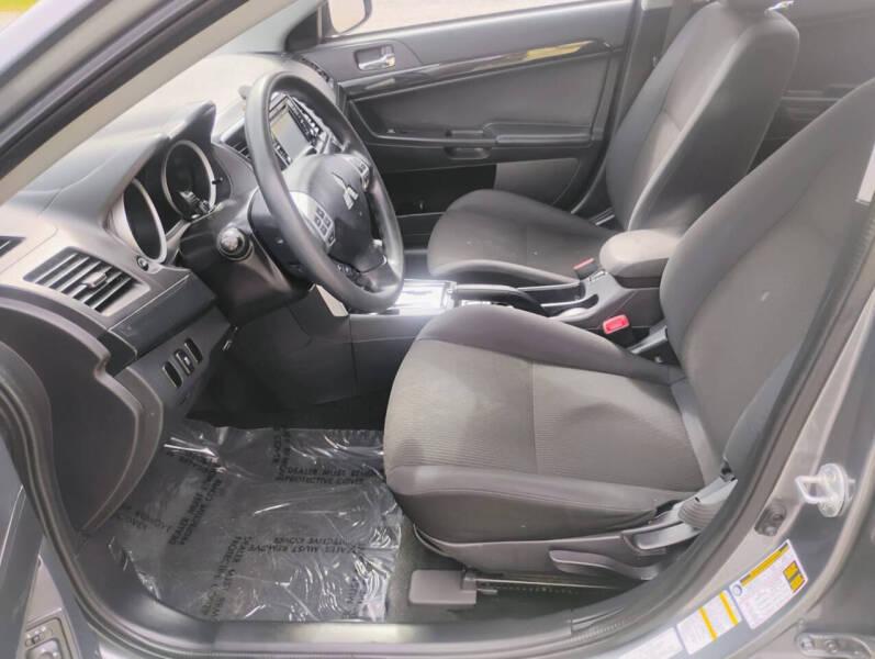 Mitsubishi Lancer SE AWD CVT 2017