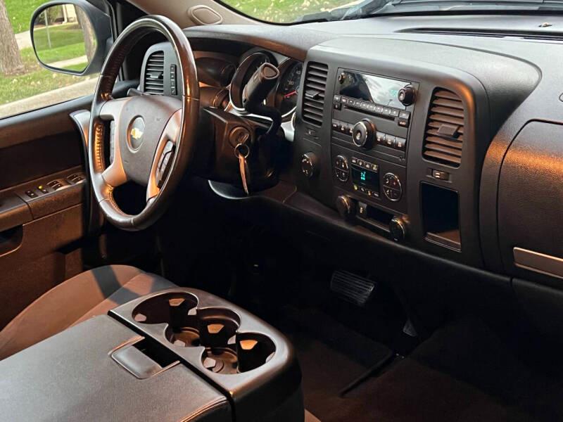Chevrolet Silverado 1500 LT Crew Cab 4WD 2013