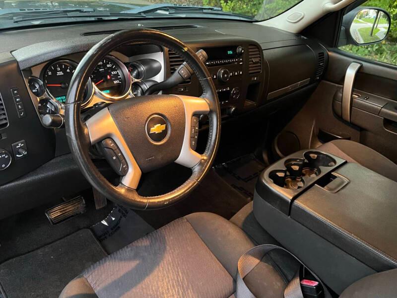 Chevrolet Silverado 1500 LT Crew Cab 4WD 2013