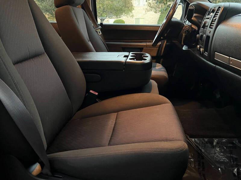 Chevrolet Silverado 1500 LT Crew Cab 4WD 2013