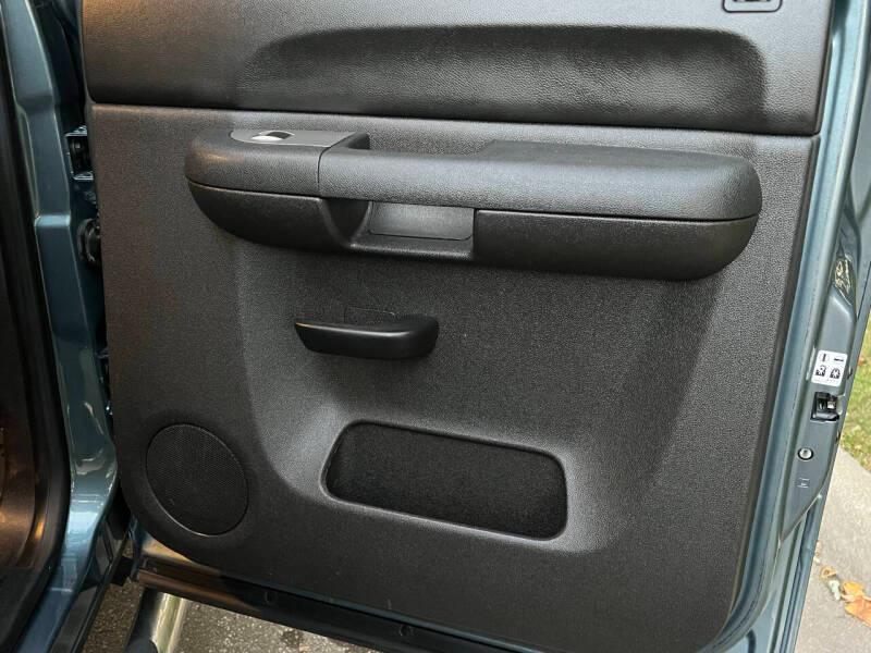 Chevrolet Silverado 1500 LT Crew Cab 4WD 2013