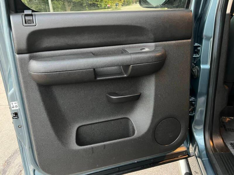 Chevrolet Silverado 1500 LT Crew Cab 4WD 2013