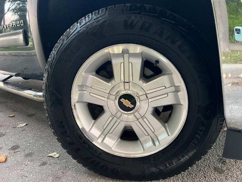 Chevrolet Silverado 1500 LT Crew Cab 4WD 2013