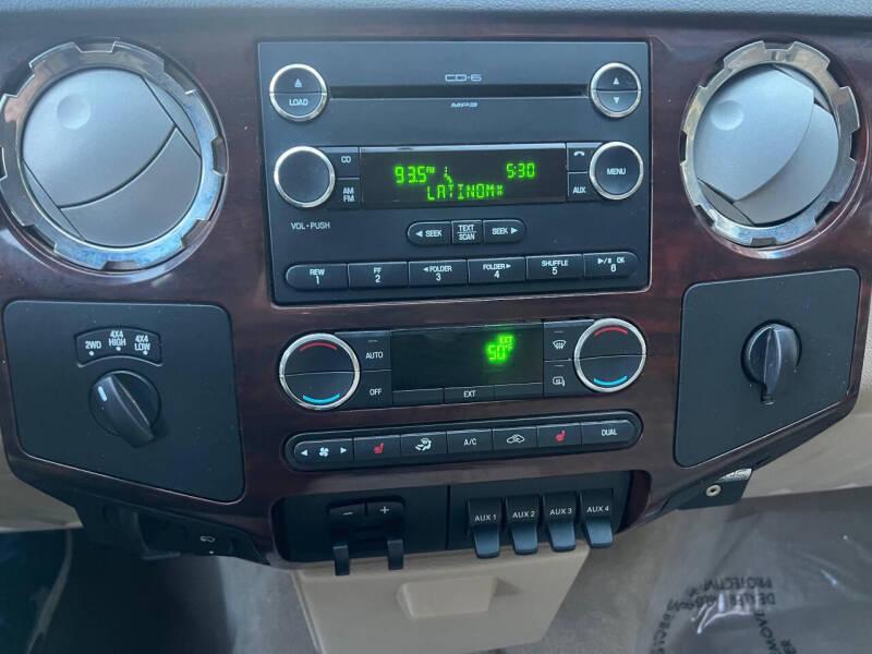 Ford F-350 SD Cabela Crew Cab Long Bed 4WD 2010