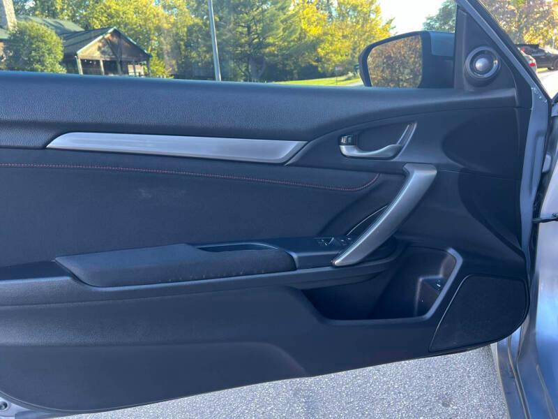 Honda Civic Si Coupe 6-Speed MT with Navigation 2019