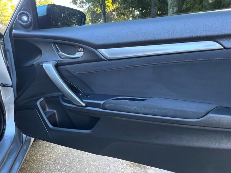 Honda Civic Si Coupe 6-Speed MT with Navigation 2019