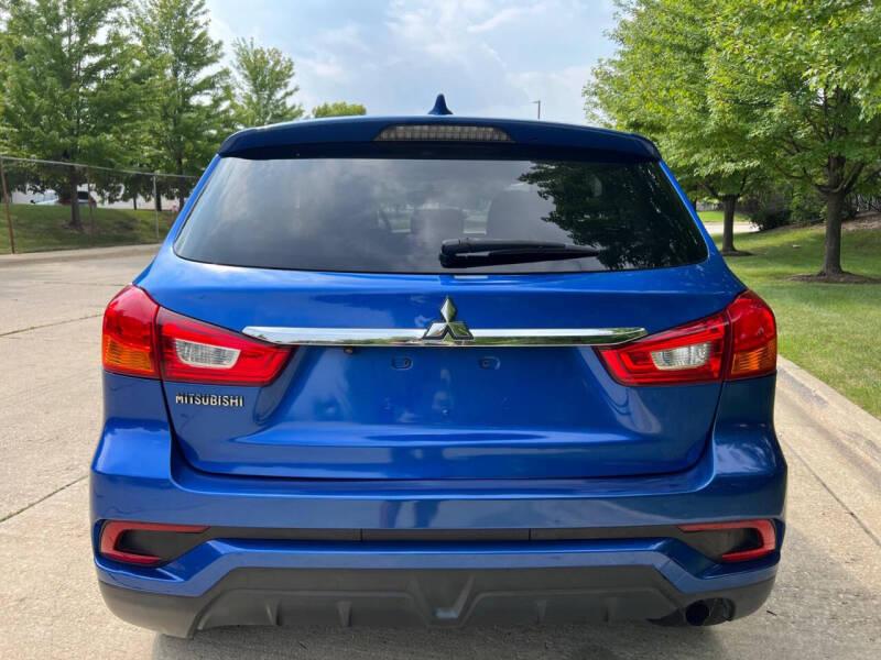 Mitsubishi Outlander Sport 2.0 ES 5M 2019