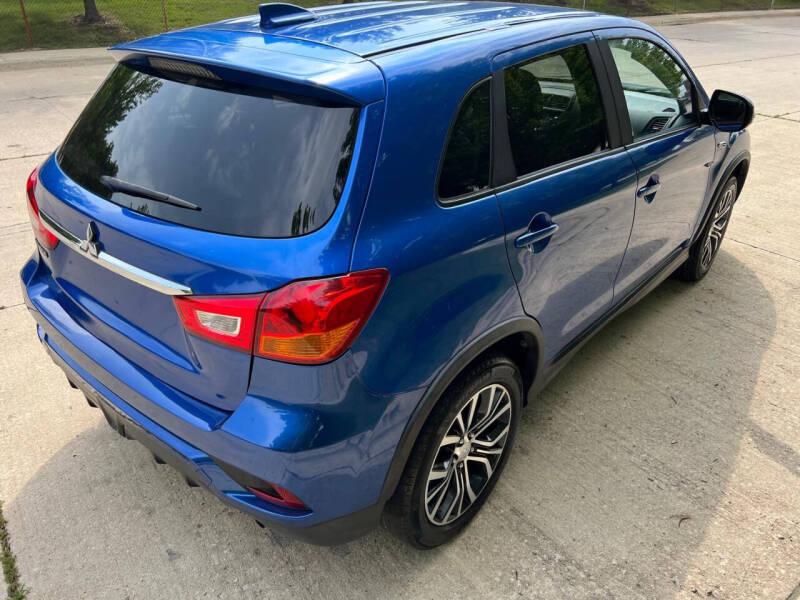 Mitsubishi Outlander Sport 2.0 ES 5M 2019