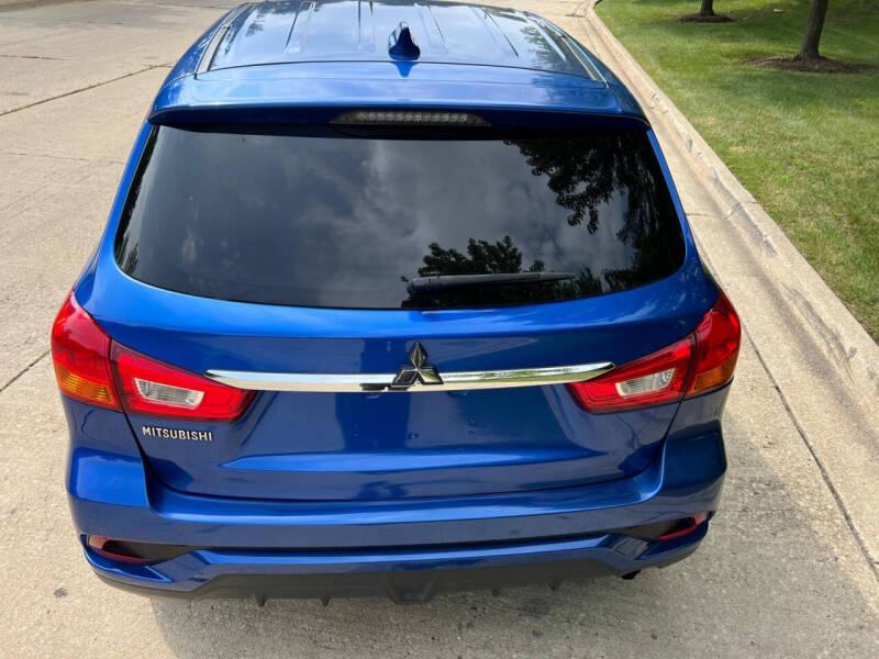 Mitsubishi Outlander Sport 2.0 ES 5M 2019