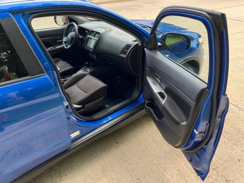 Mitsubishi Outlander Sport 2.0 ES 5M 2019