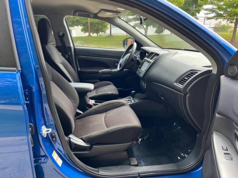 Mitsubishi Outlander Sport 2.0 ES 5M 2019