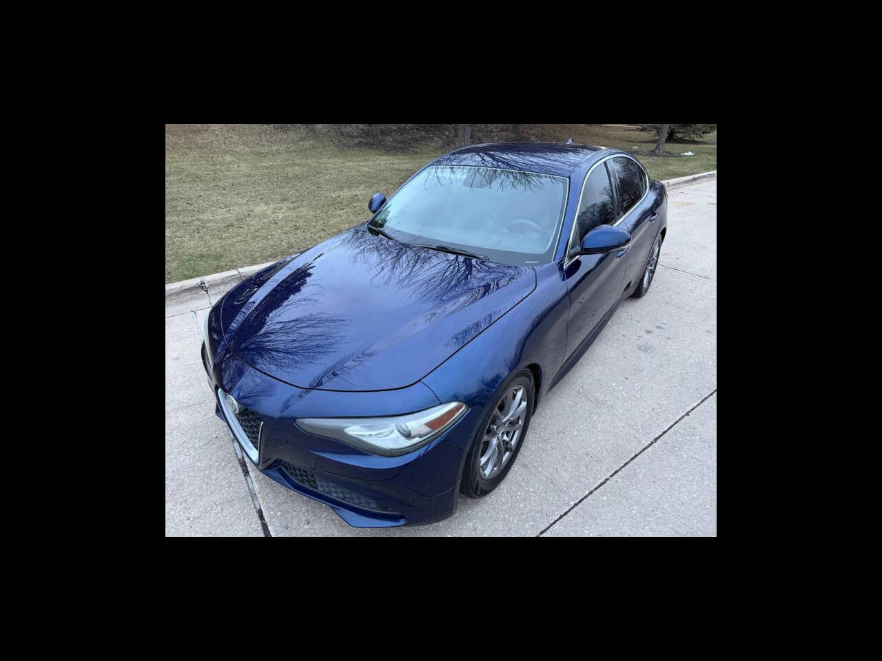 2017 Alfa Romeo Giulia Base