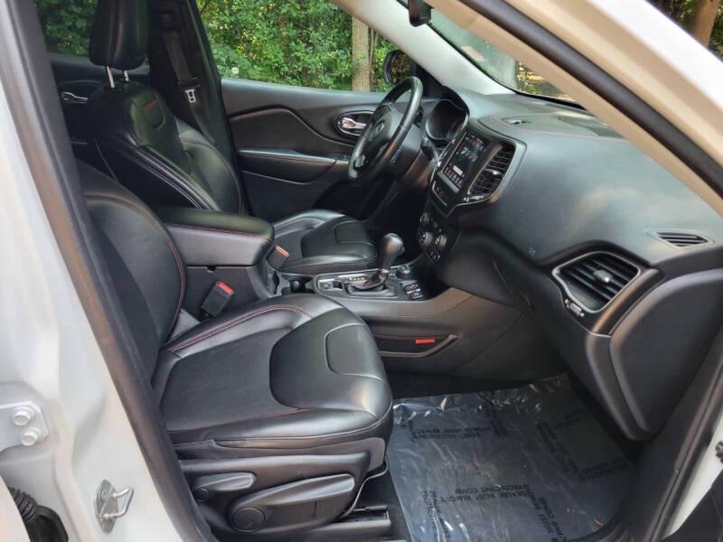 2020 Jeep Cherokee Trailhawk - Photo 13