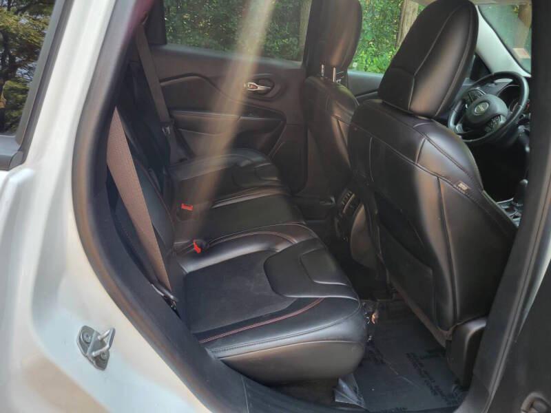2020 Jeep Cherokee Trailhawk - Photo 27
