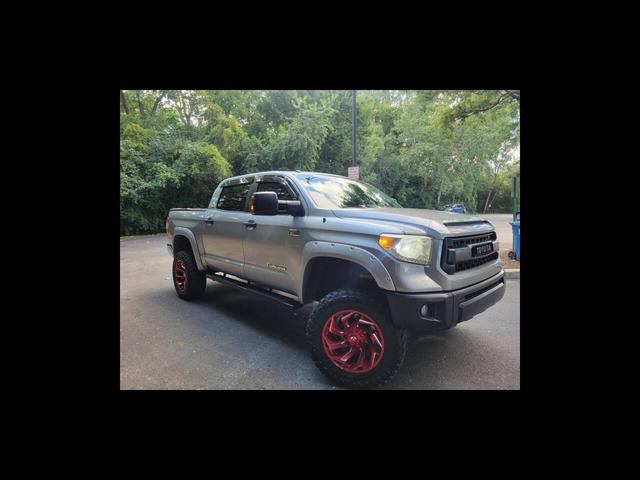 Gray 2014 Toyota Tundra Pickup Truck Four-Wheel Drive 6-Speed Automatic