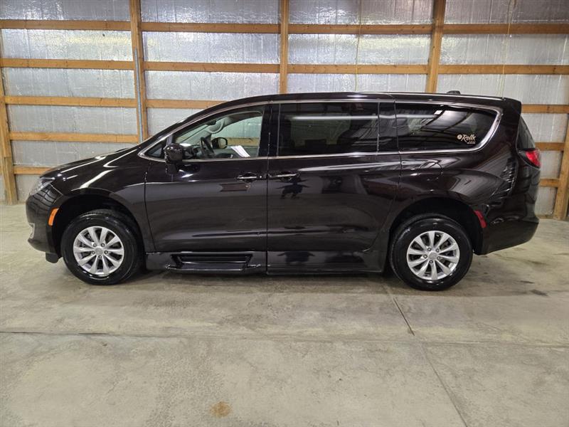 Chrysler Pacifica Touring Plus 2018