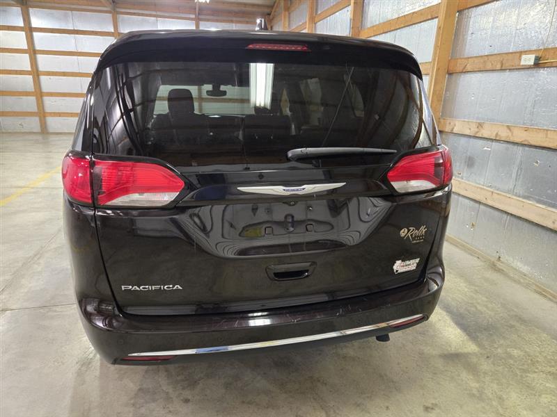 Chrysler Pacifica Touring Plus 2018